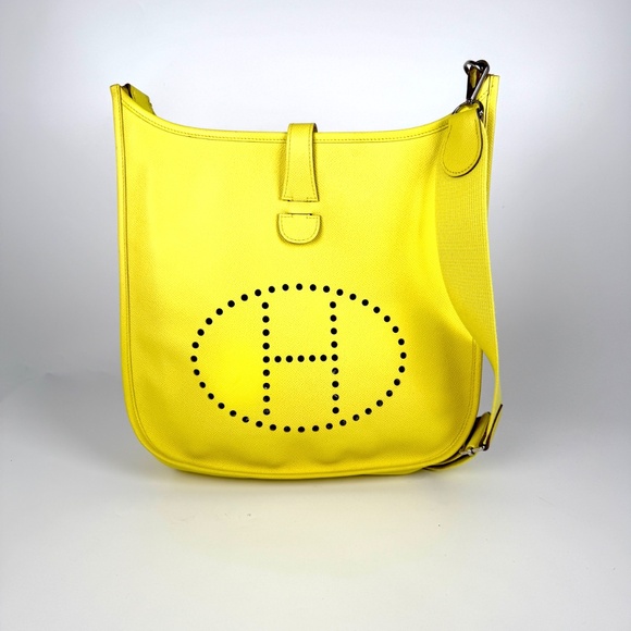 HERMES Evelyne III 33 GM Lime Yellow Epsom Leather Crossbody Bag - Picture 3 of 12